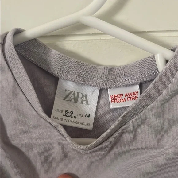 Zara Lavender Eyelet Sleeve Top - Picture 3 of 3